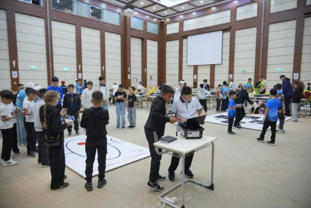 Астанада «Robotek Grand Tournament» чемпионаты башталды