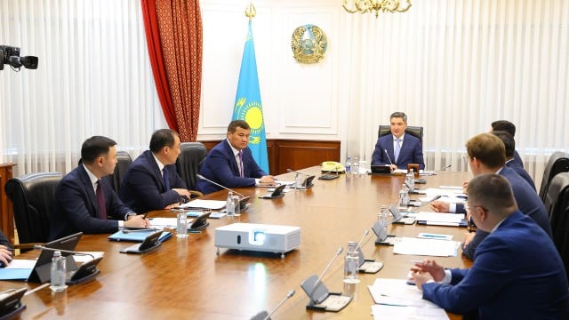 Казахстан развивает транзитно-транспортный потенциал