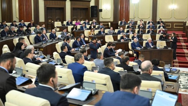 Қазақстан Парламенті конституциялық заң жобаларын мақұлдады