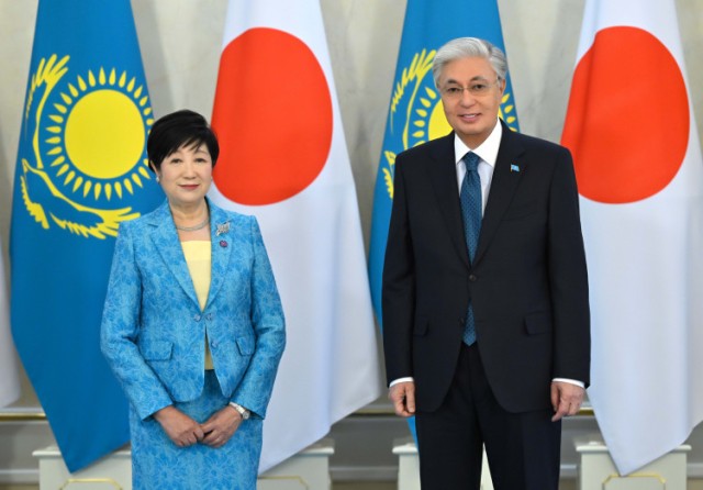 Kazakh President receives Tokyo Governor