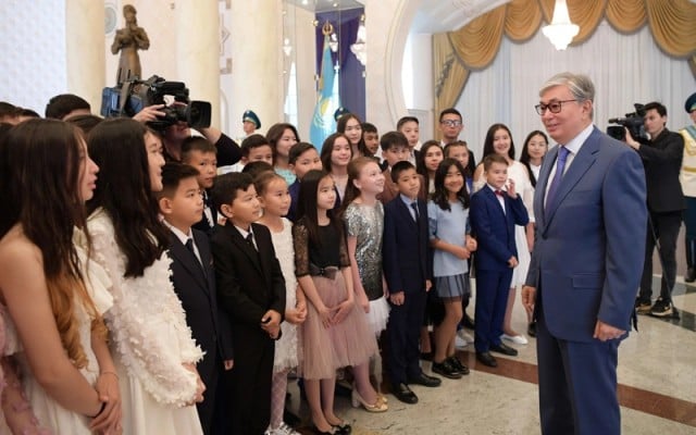 Devlet Başkanı, Uluslararası Çocuk Günü’nü kutladı