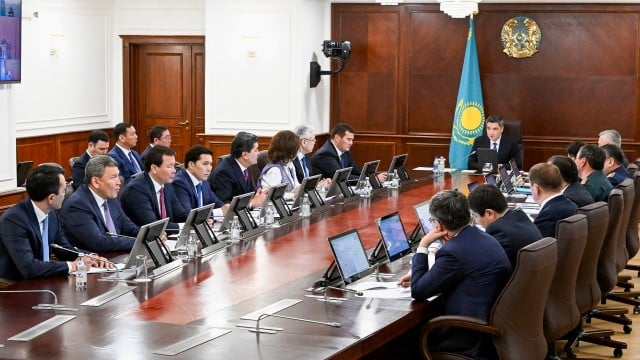 Ҳукуматда Қозоғистонда туризмни ривожлантириш масаласи кўрилди