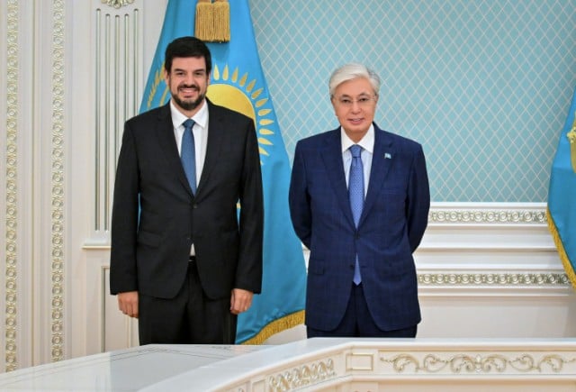 Euronews launches broadcasts in Kazakh